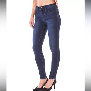 Nicole Miller High Rise SOHO Skinny Jeans - size 14